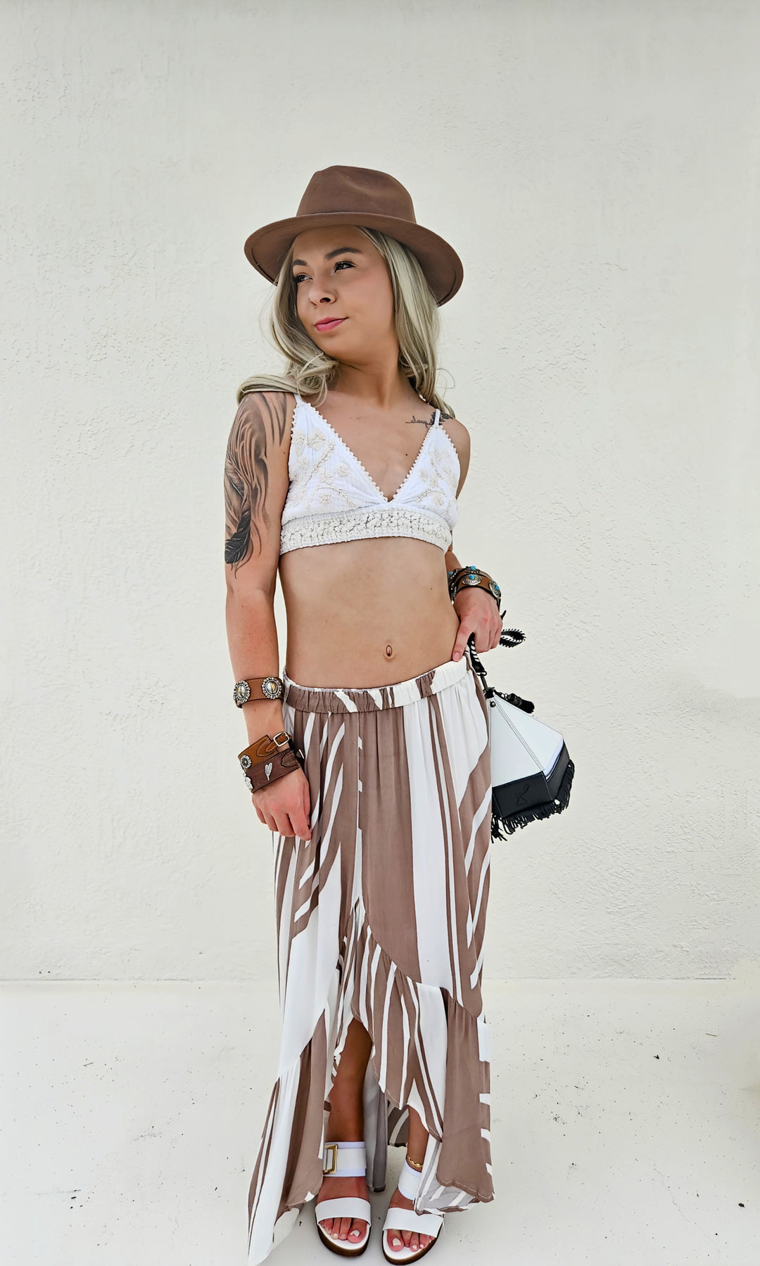 The Ohskënonton’ ïotiohkou’tenh II Teepee Handbag with Fringe *without rivet detail - BThunderLuxe